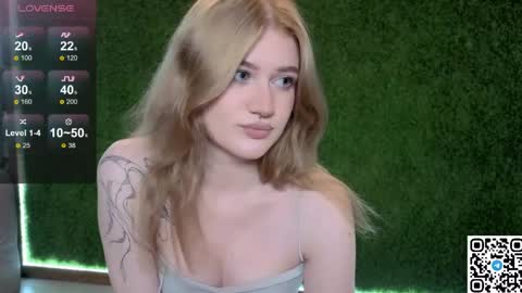 EshleGreen online show from May 6, 2026, 9:42 pm