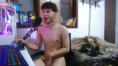 Esteban online show from December 20, 2024, 3:25 am