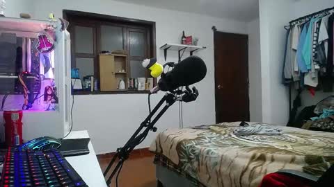 Esteban online show from December 31, 2024, 6:16 am