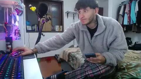 Esteban online show from January 7, 2025, 8:45 am
