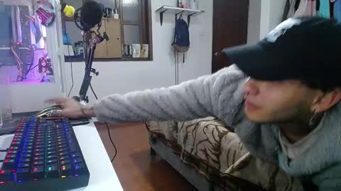 Esteban online show from January 24, 2025, 3:00 am