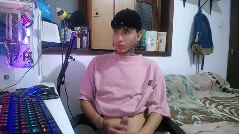 Esteban online show from January 28, 2025, 4:39 am