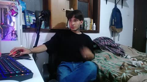Esteban online show from February 4, 2025, 3:44 am