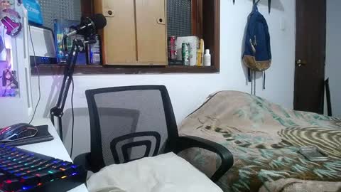 Esteban online show from February 8, 2025, 7:37 am