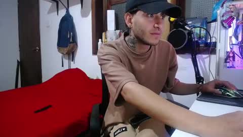 Esteban online show from February 15, 2025, 12:22 pm