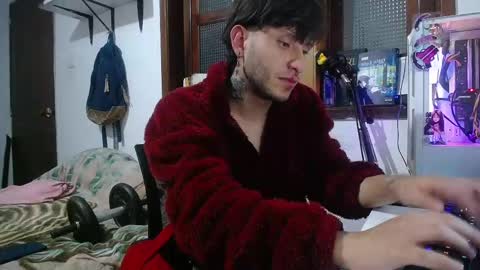Esteban online show from February 24, 2025, 3:33 am