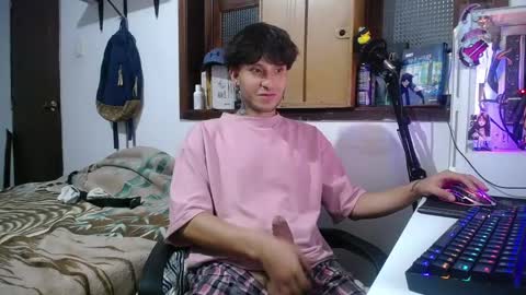 Esteban online show from March 7, 2025, 3:51 am