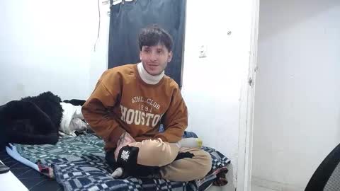 Esteban online show from September 9, 2025, 1:10 pm