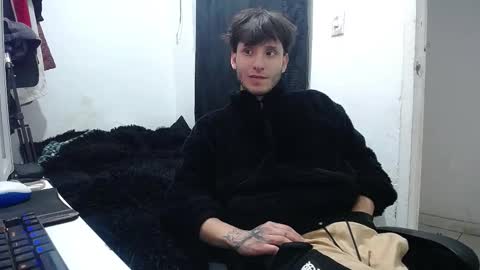 Esteban online show from September 10, 2025, 2:17 pm