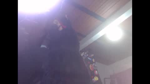 Snapshot of eskelaswd chatting on February 16, 2025, 2:31 am Eskela911 online show from February 16, 2025, 2:31 am