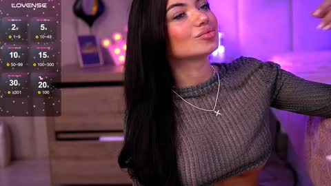 Esme online show from January 15, 2025, 2:06 am