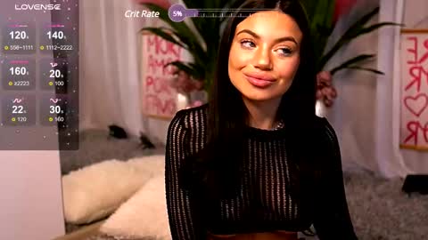 Esme online show from February 11, 2025, 9:35 pm