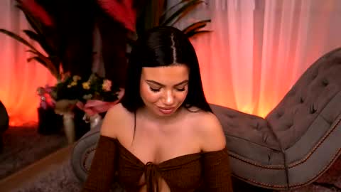 Esme online show from March 5, 2025, 11:05 pm