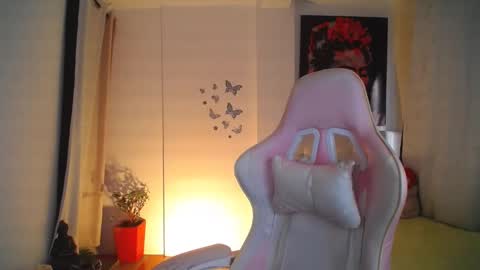 Esmeralda online show from January 18, 2025, 10:17 pm