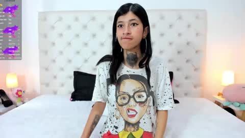 Snapshot of esmeralda_06 chatting on March 9, 2025, 2:54 pm esmeralda online show from March 9, 2025, 2:54 pm