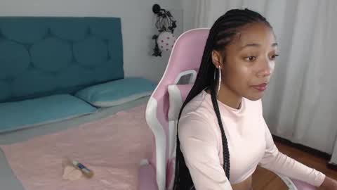 esmeralda_bk online show from February 3, 2025, 2:45 pm