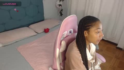 esmeralda_bk online show from February 17, 2025, 2:48 pm
