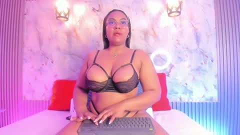esmeralda online show from February 1, 2025, 9:11 am