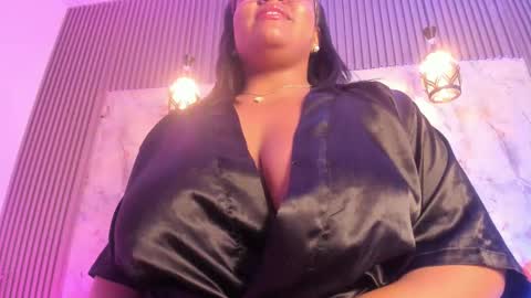 esmeralda online show from February 3, 2025, 3:17 pm