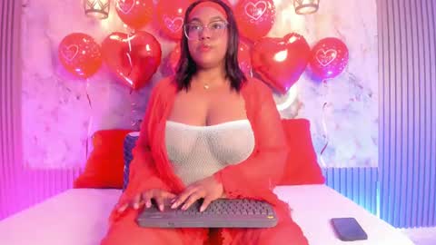 esmeralda online show from February 14, 2025, 9:24 am