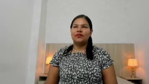 Esmeralda online show from March 1, 2026, 7:27 pm