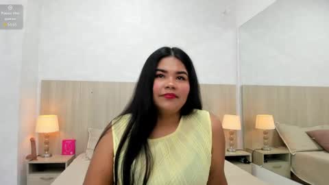 Esmeralda online show from April 24, 2026, 7:27 pm
