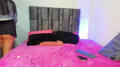 Perla online show from April 29, 2026, 7:56 am