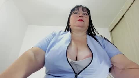 Esmeralda online show from March 4, 2025, 12:33 pm