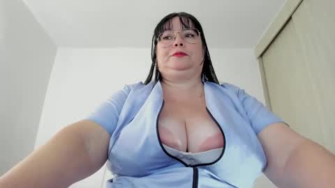 Esmeralda online show from March 4, 2025, 3:37 pm