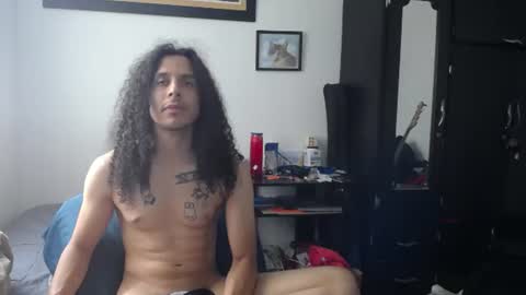 Esnider online show from June 12, 2026, 6:29 pm