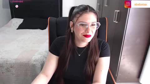 Snapshot of espagamer5 chatting on October 9, 2025, 6:50 pm Xbebetax online show from October 9, 2025, 6:50 pm