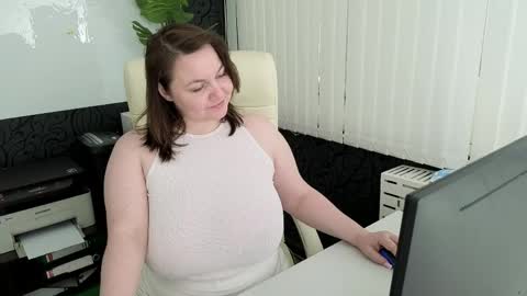 Ava online show from May 1, 2026, 2:16 am