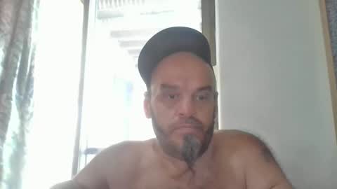 Snapshot of essensualelf chatting on September 16, 2025, 1:17 am Essensual Elf online show from September 16, 2025, 1:17 am