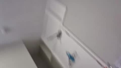 essex_85 online show from June 10, 2026, 4:28 pm