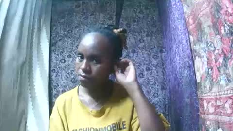 estanie online show from October 16, 2025, 6:47 am