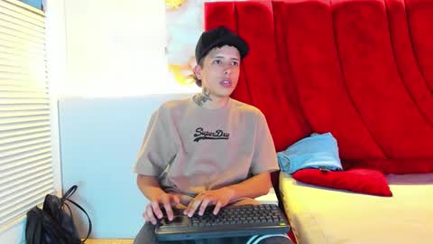 ESTEBAN online show from January 17, 2026, 7:39 pm