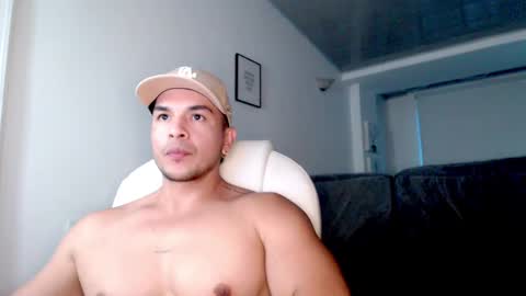 ESTEBAN online show from January 30, 2025, 11:13 pm