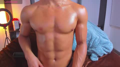 Snapshot of esteban_stud chatting on December 20, 2024, 1:25 am ESTEBAN online show from December 20, 2024, 1:25 am