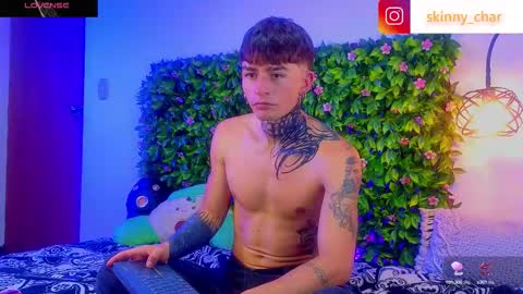 Esteban independent model online show from October 9, 2025, 9:02 pm