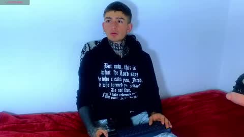 Esteban independent model online show from April 22, 2026, 1:52 am