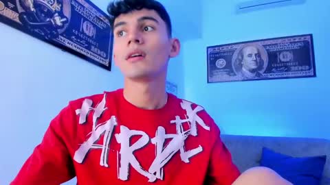 Snapshot of estebanperez_ chatting on January 9, 2025, 11:58 am Esteban online show from January 9, 2025, 11:58 am