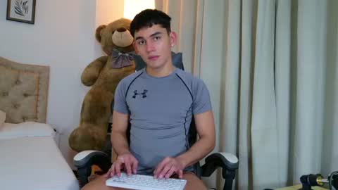 Esteban online show from July 17, 2026, 11:39 am