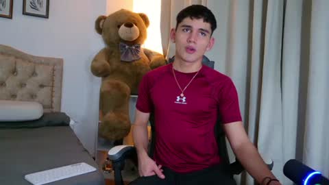 Esteban online show from July 25, 2026, 11:19 am