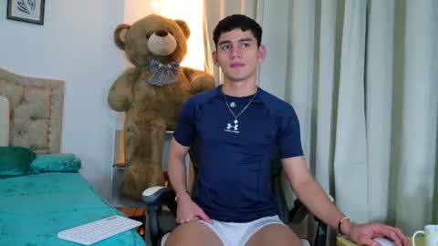 Esteban online show from August 5, 2026, 12:19 pm