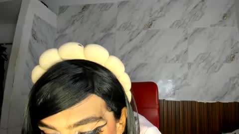 estefani robles online show from July 12, 2026, 11:29 pm