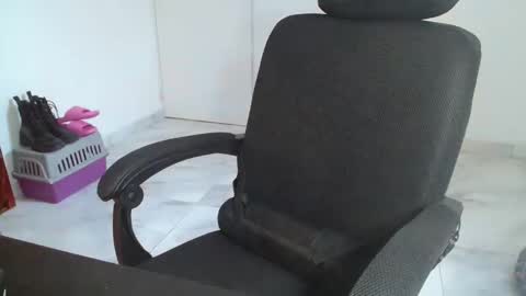 Snapshot of estefania_starlovee chatting on March 24, 2026, 10:37 pm estefania_starlovee online show from March 24, 2026, 10:37 pm