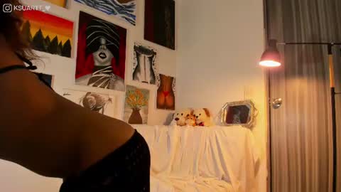 estefy_arroyo1 online show from July 29, 2026, 10:41 pm