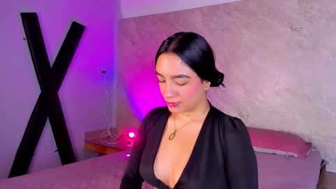 Snapshot of estefy_gomez1 chatting on September 18, 2025, 3:52 am Stefy online show from September 18, 2025, 3:52 am