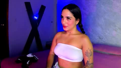 Snapshot of estefy_gomez1 chatting on October 3, 2025, 4:09 am Stefy online show from October 3, 2025, 4:09 am
