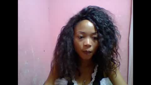 Snapshot of estelah20 chatting on September 21, 2025, 5:31 am estelah20 online show from September 21, 2025, 5:31 am